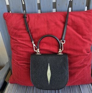 Kismet Black Stingray Excellent Condition 6x6.5x2 Handbag/Crossbody